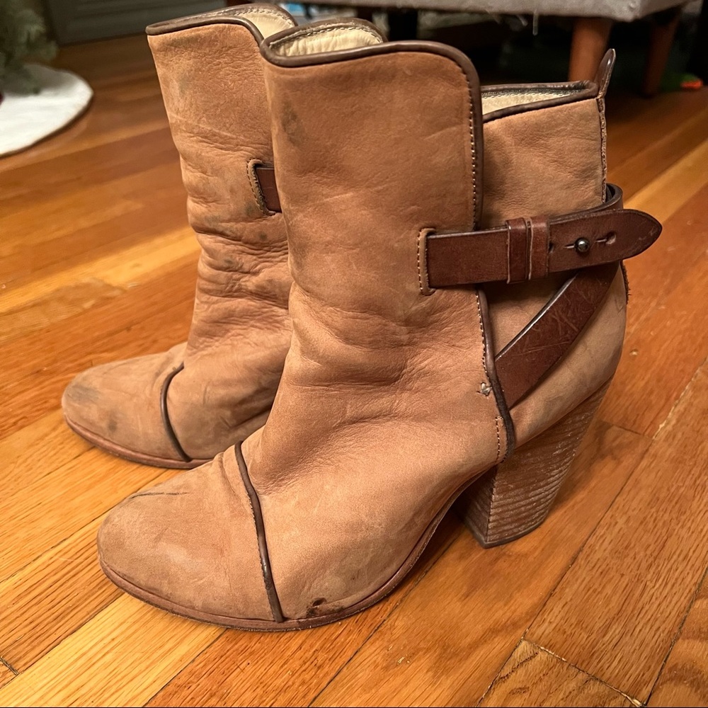 Rag & Bone Kinsey booties brown size 39. Gently worn